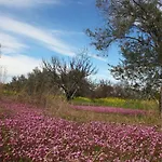 Aperanti Agrotourism Bed & Breakfast Pera Orinis