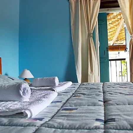 Aperanti Agrotourism 3* Pera Orinis